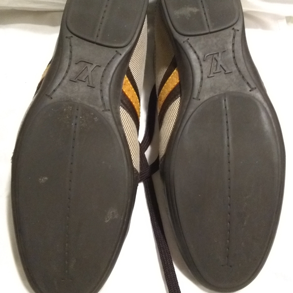 Louis Vuitton shoes and wallet - Picture 9 of 16